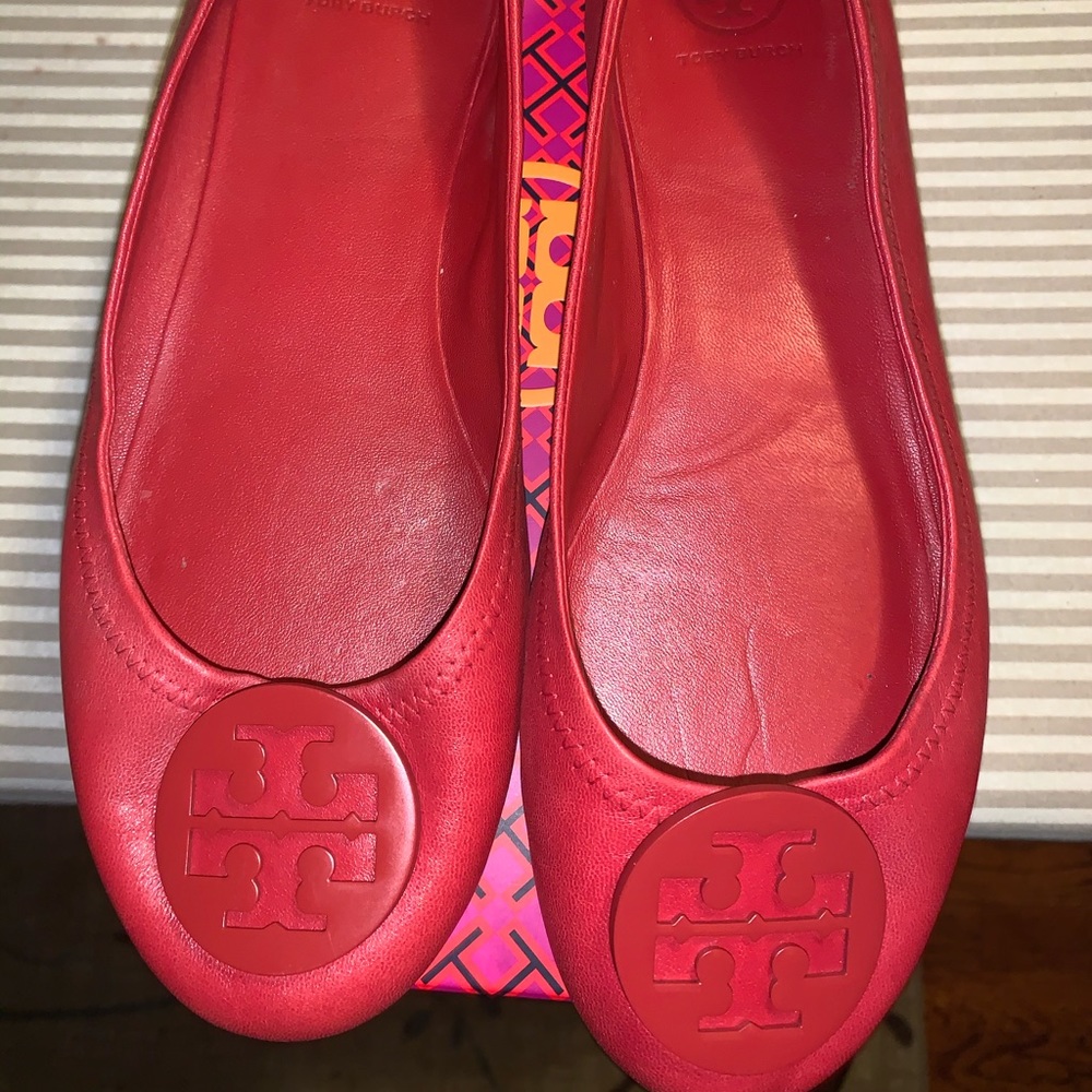 Tory Burch Flats size 9- GREAT SHAPE